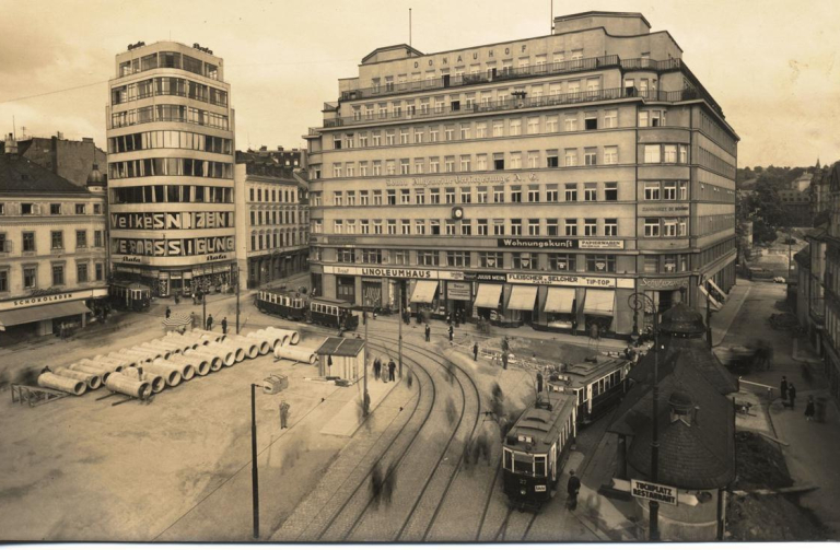 soukenné náměstí v Liberci, rok 1930
